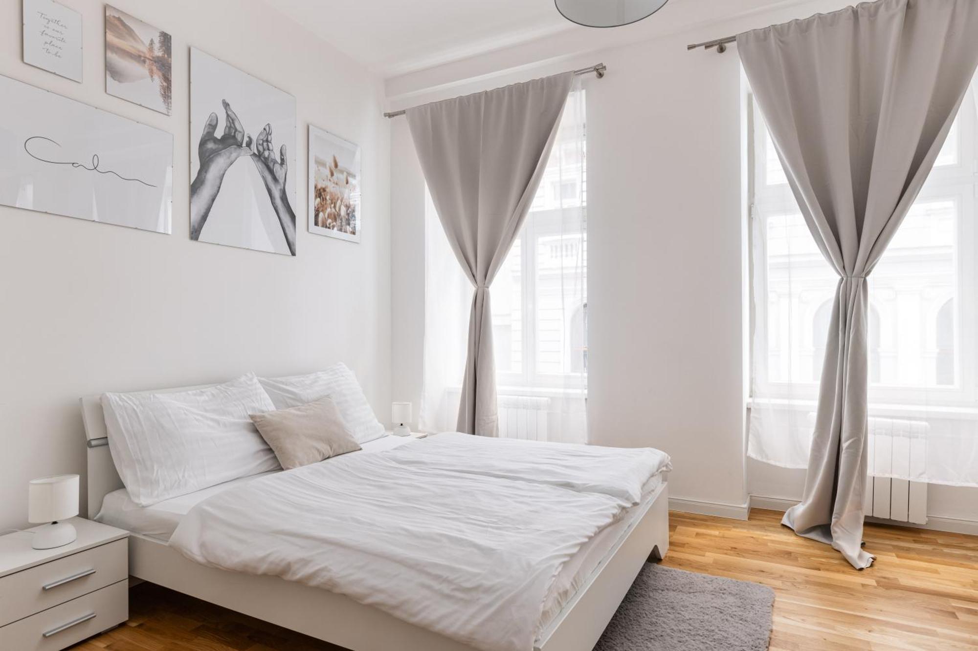Stay2Gether Beige Nest - Metro Florenc Prague Luaran gambar